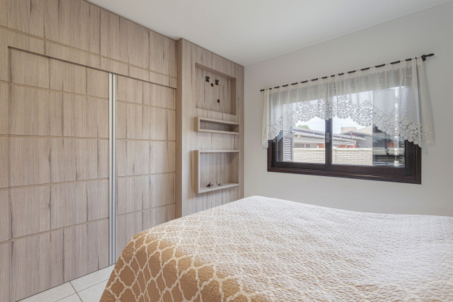 Imagem Casa com 4 Quartos à Venda, 335 m² em Paraíso - Torres Imagem Casa com 4 Quartos à Venda, 335 m² em Paraíso - Torres