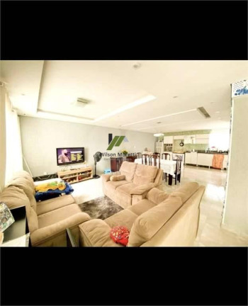 Casa com 4 Quartos à Venda, 160 m²