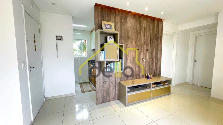 Imagem Imóvel com 2 Quartos à Venda, 49 m² em Anita Garibaldi - Joinville Imagem Imóvel com 2 Quartos à Venda, 49 m² em Anita Garibaldi - Joinville