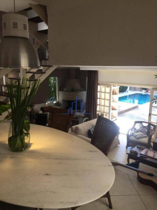 Imagem Casa com 4 Quartos para Alugar, 368 m² em Alphaville - Santana De Parnaíba Imagem Casa com 4 Quartos para Alugar, 368 m² em Alphaville - Santana De Parnaíba