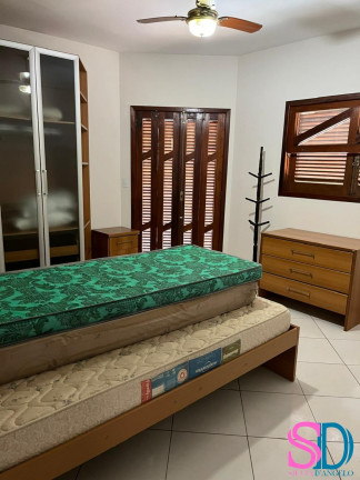 Imagem Sobrado com 6 Quartos à Venda, 375 m² em Centro - Ubatuba