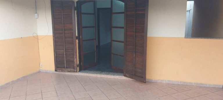 Imagem Casa com 2 Quartos à Venda, 160 m² em Vila Luzita - Santo André Imagem Casa com 2 Quartos à Venda, 160 m² em Vila Luzita - Santo André