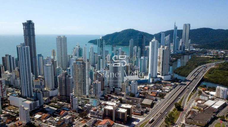 Imagem Apartamento com 4 Quartos à Venda, 140 m² em 2 Quadra Barra Sul - Balneário Camboriú