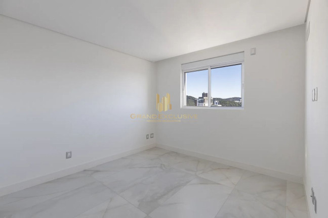 Imagem Apartamento com 4 Quartos à Venda, 167 m² em Centro - Balneário Camboriú Imagem Apartamento com 4 Quartos à Venda, 167 m² em Centro - Balneário Camboriú