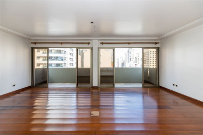 Imagem Imóvel com 4 Quartos à Venda, 425 m² em Moema - São Paulo Imagem Imóvel com 4 Quartos à Venda, 425 m² em Moema - São Paulo