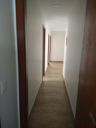 Imagem Imóvel com 4 Quartos à Venda, 200 m² em Sobradinho - Brasília Imagem Imóvel com 4 Quartos à Venda, 200 m² em Sobradinho - Brasília