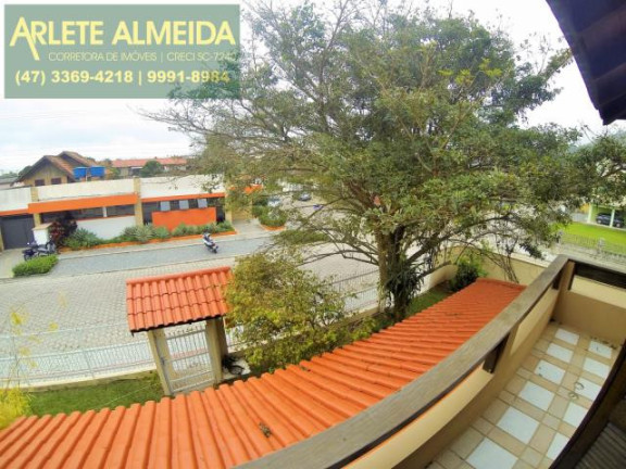 Imagem Casa com 4 Quartos à Venda, 250 m² em Centro - Porto Belo Imagem Casa com 4 Quartos à Venda, 250 m² em Centro - Porto Belo