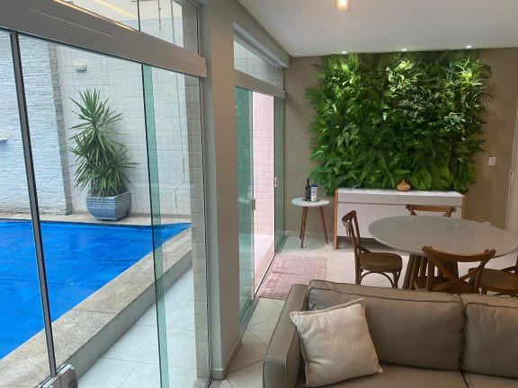 Imagem Casa com 3 Quartos à Venda, 223 m² em Embaré - Santos