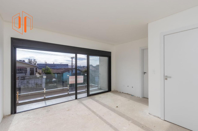 Imagem Sobrado com 3 Quartos à Venda, 145 m² em Uberaba - Curitiba Imagem Sobrado com 3 Quartos à Venda, 145 m² em Uberaba - Curitiba