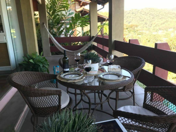 Imagem Casa com 4 Quartos à Venda, 380 m² em Camboinhas - Niterói Imagem Casa com 4 Quartos à Venda, 380 m² em Camboinhas - Niterói