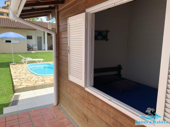 Imagem Casa com 2 Quartos à Venda, 108 m² em Toninhas - Ubatuba Imagem Casa com 2 Quartos à Venda, 108 m² em Toninhas - Ubatuba