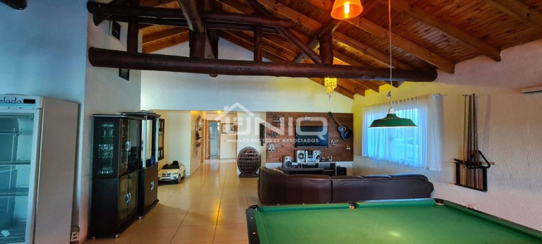 Imagem Casa com 4 Quartos para Temporada, em Morro Verde - Mangueirinha Imagem Casa com 4 Quartos para Temporada, em Morro Verde - Mangueirinha