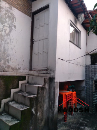Imagem Casa com 3 Quartos à Venda, em Calumbi - Feira De Santana Imagem Casa com 3 Quartos à Venda, em Calumbi - Feira De Santana
