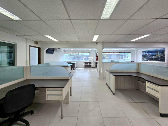 Imagem Galpão para Alugar, 850 m² em Centro - Balneário Camboriú