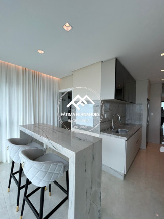 Imagem Apartamento com 4 Quartos à Venda, 180 m² em Meia Praia - Itapema Imagem Apartamento com 4 Quartos à Venda, 180 m² em Meia Praia - Itapema
