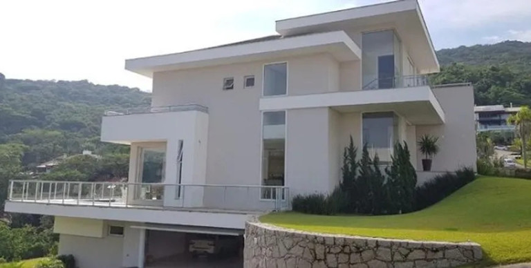 Imagem Casa de Condomínio com 4 Quartos à Venda, 530 m² em Córrego Grande - Florianópolis Imagem Casa de Condomínio com 4 Quartos à Venda, 530 m² em Córrego Grande - Florianópolis