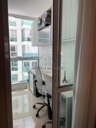 Imagem Apartamento com 3 Quartos à Venda, 125 m² em Praia Da Costa - Vila Velha Imagem Apartamento com 3 Quartos à Venda, 125 m² em Praia Da Costa - Vila Velha
