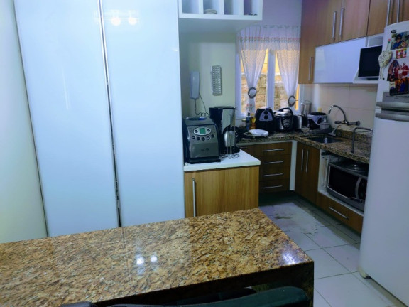 Imagem Sobrado com 3 Quartos à Venda, 117 m² em Alto Petropolis - Porto Alegre Imagem Sobrado com 3 Quartos à Venda, 117 m² em Alto Petropolis - Porto Alegre