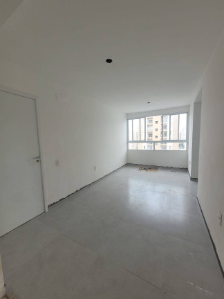 Imagem Apartamento com 2 Quartos à Venda,  em Jardim Das Colinas - Hortolândia