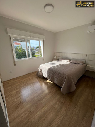 Imagem Casa com 3 Quartos à Venda, 320 m² em Três Vendas - Pelotas