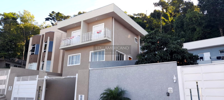 Imagem Casa com 3 Quartos à Venda, 110 m² em Jardim Maristela - Atibaia Imagem Casa com 3 Quartos à Venda, 110 m² em Jardim Maristela - Atibaia