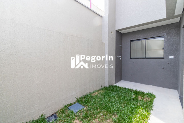 Imagem Sobrado com 3 Quartos à Venda, 110 m² em Uberaba - Curitiba