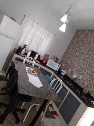Imagem Casa com 2 Quartos à Venda, 110 m² em Parque Guarani - Joinville