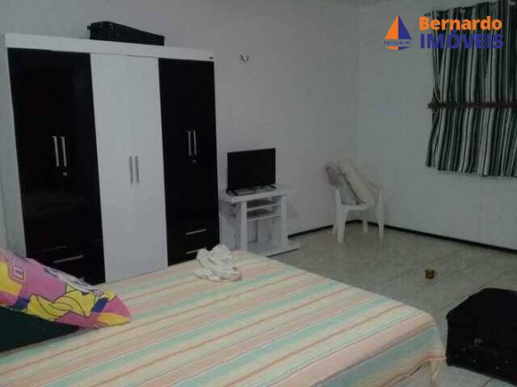 Imagem Casa com 4 Quartos à Venda, 220 m² em Centro - Cascavel Imagem Casa com 4 Quartos à Venda, 220 m² em Centro - Cascavel