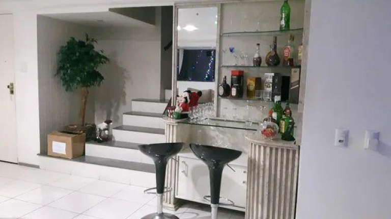 Imagem Apartamento com 5 Quartos à Venda, 350 m² em Torre - Recife Imagem Apartamento com 5 Quartos à Venda, 350 m² em Torre - Recife