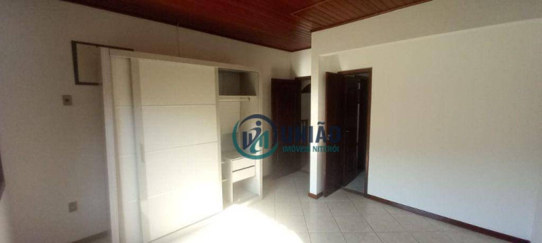 Imagem Casa com 3 Quartos à Venda, 300 m² em Serra Grande - Niterói Imagem Casa com 3 Quartos à Venda, 300 m² em Serra Grande - Niterói