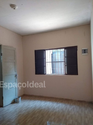 Imagem Casa com 3 Quartos à Venda, 220 m² em Fundação Casas Populares Salvador Filardi - Bauru Imagem Casa com 3 Quartos à Venda, 220 m² em Fundação Casas Populares Salvador Filardi - Bauru