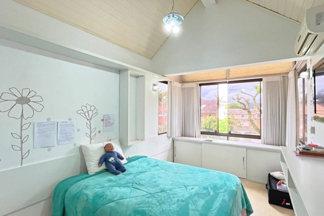Imagem Casa de Condomínio com 5 Quartos à Venda, 300 m² em Ipanema - Porto Alegre Imagem Casa de Condomínio com 5 Quartos à Venda, 300 m² em Ipanema - Porto Alegre