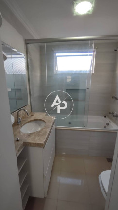 Imagem Apartamento com 3 Quartos à Venda, 191 m² em Centro - Ponta Grossa