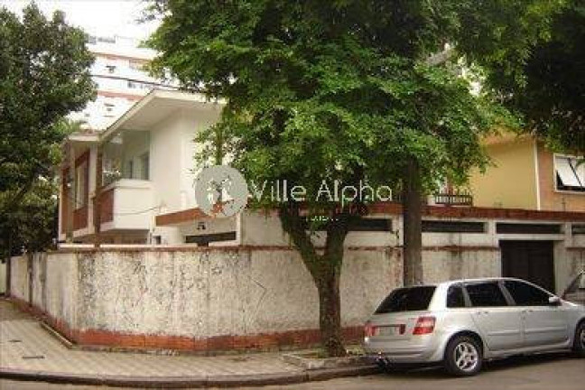 Imagem Casa com 8 Quartos à Venda, 290 m² em Gonzaga - Santos Imagem Casa com 8 Quartos à Venda, 290 m² em Gonzaga - Santos