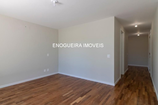 Imagem Sobrado com 4 Quartos à Venda, 370 m² em Alto De Pinheiros - São Paulo Imagem Sobrado com 4 Quartos à Venda, 370 m² em Alto De Pinheiros - São Paulo