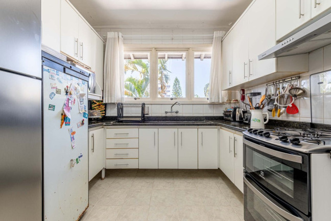 Imagem Casa com 3 Quartos à Venda, 350 m² em Chácara Das Pedras - Porto Alegre Imagem Casa com 3 Quartos à Venda, 350 m² em Chácara Das Pedras - Porto Alegre