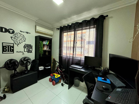 Imagem Apartamento com 3 Quartos à Venda, 170 m² em Centro - Balneário Camboriú