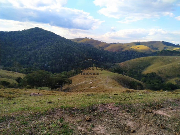 Imagem Imóvel com 3 Quartos à Venda, 1.210.000 m² em Catioca - Cunha Imagem Imóvel com 3 Quartos à Venda, 1.210.000 m² em Catioca - Cunha