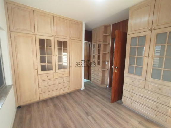 Imagem Sobrado com 3 Quartos à Venda, 750 m² em Vila Hamburguesa - São Paulo Imagem Sobrado com 3 Quartos à Venda, 750 m² em Vila Hamburguesa - São Paulo