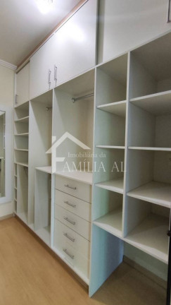 Imagem Casa de Condomínio com 4 Quartos à Venda, 215 m² em Iririú - Joinville