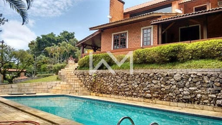 Sobrado com 4 Quartos à Venda, 300 m² em Nazare Paulista - Nazaré Paulista
