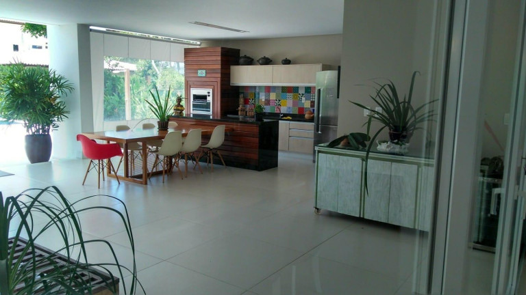 Imagem Casa de Condomínio com 5 Quartos à Venda, 550 m² em Catu De Abrantes - Camaçari