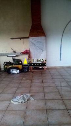 Imagem Casa com 6 Quartos à Venda, em Serraria - Diadema Imagem Casa com 6 Quartos à Venda, em Serraria - Diadema