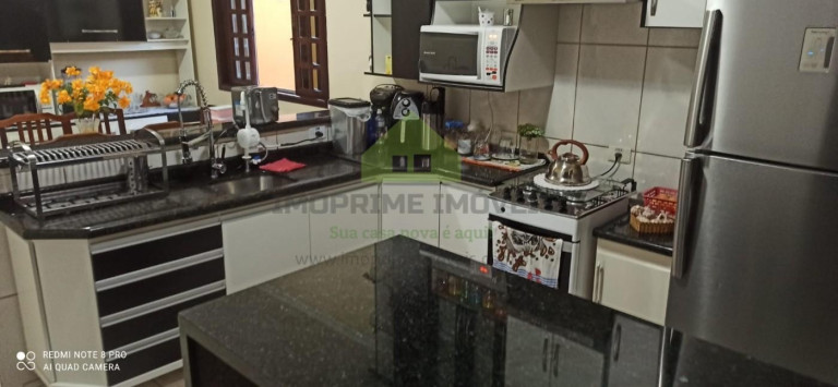 Imagem Casa com 4 Quartos à Venda, 198 m² em Jardim Santa Marina - Jacareí Imagem Casa com 4 Quartos à Venda, 198 m² em Jardim Santa Marina - Jacareí