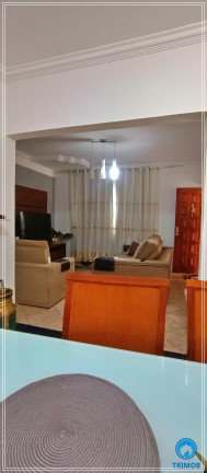 Casa com 3 Quartos à Venda, 155 m² em Santa Mônica - Uberlândia