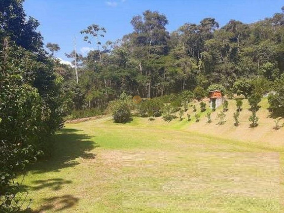 Imagem Casa com 1 Quarto à Venda, 4.000 m² em Três Córregos - Teresópolis Imagem Casa com 1 Quarto à Venda, 4.000 m² em Três Córregos - Teresópolis