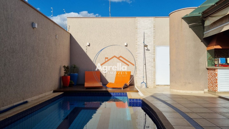 Imagem Imóvel com 3 Quartos à Venda, 143 m² em Portal Luiza - Mogi Mirim Imagem Imóvel com 3 Quartos à Venda, 143 m² em Portal Luiza - Mogi Mirim