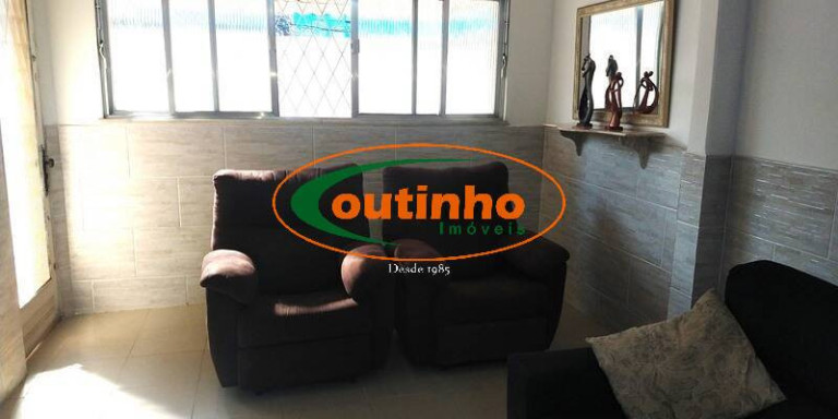 Imagem Casa com 3 Quartos à Venda, 160 m² em Tijuca - Rio De Janeiro Imagem Casa com 3 Quartos à Venda, 160 m² em Tijuca - Rio De Janeiro