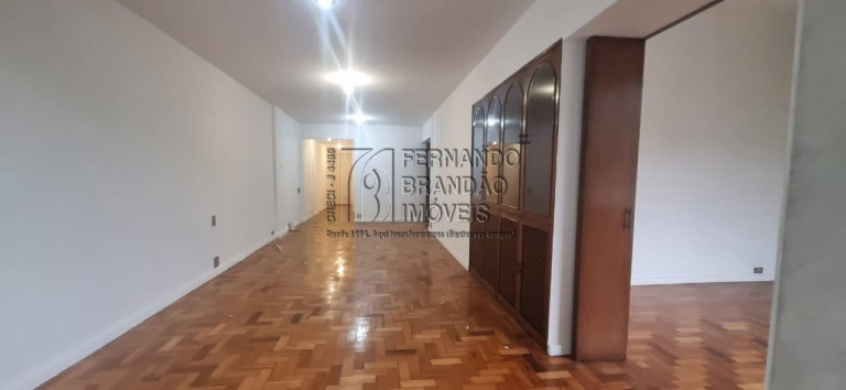 Imagem Imóvel com 3 Quartos à Venda, 118 m² em Copacabana - Rio De Janeiro Imagem Imóvel com 3 Quartos à Venda, 118 m² em Copacabana - Rio De Janeiro