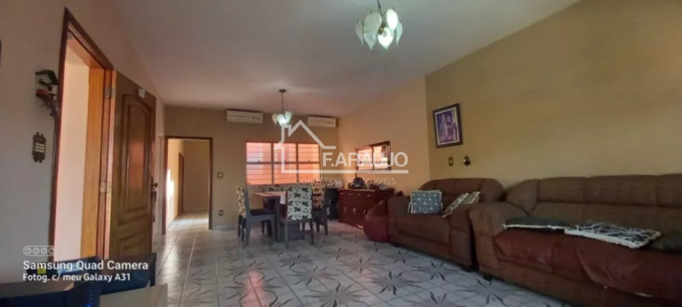Imagem Casa com 2 Quartos à Venda, 220 m² em Jardim Brasilândia - Sorocaba